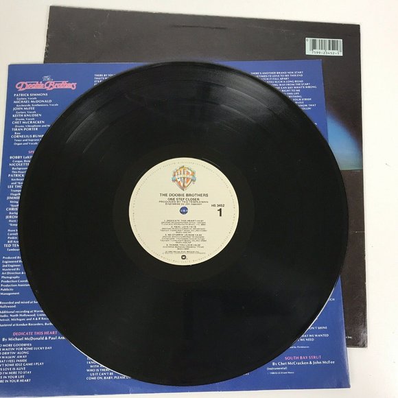 The Doobie Brothers One Step Closer  Vinyl LP Record Album - Picture 5 of 6